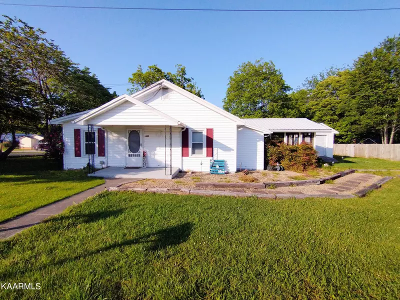 429 Copeland Street, Clinton, TN 37716