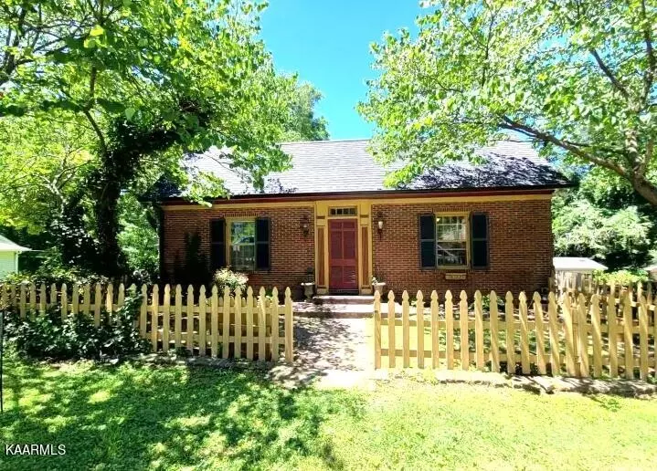 321 Douglas Ave, Rockwood, TN 37854