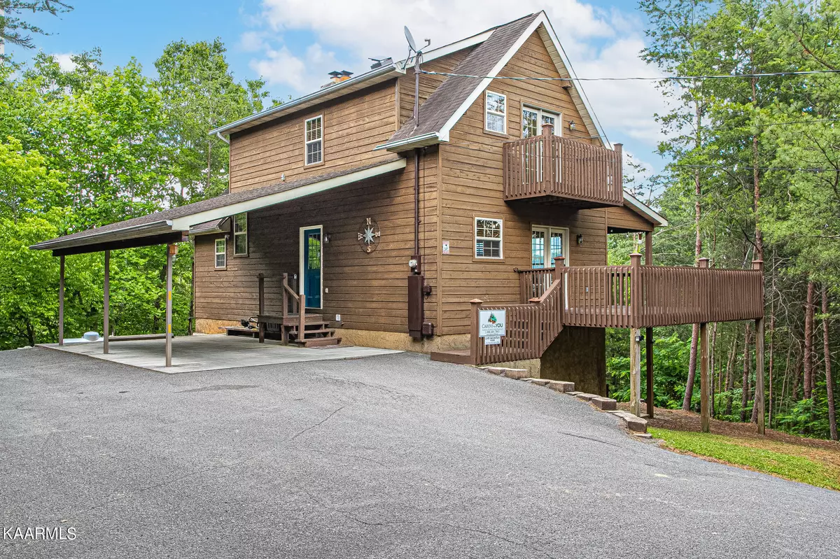 Sevierville, TN 37862,2613 Raccoon Hollow WAY