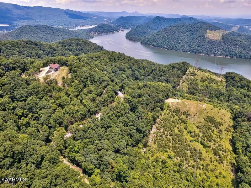 223 Chelaque WAY, Mooresburg, TN 37811