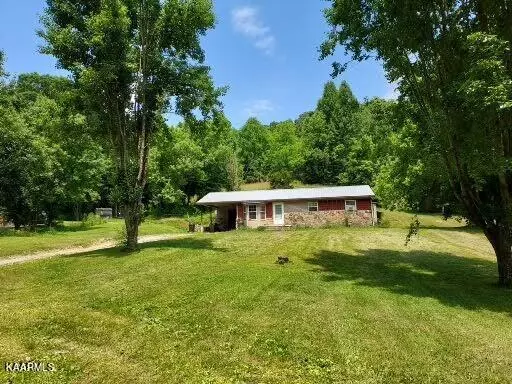 Sneedville, TN 37869,1716 Snake Hollow Rd