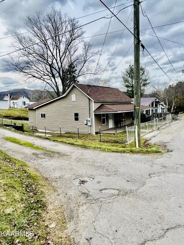 Jellico, TN 37762,617 Hall St