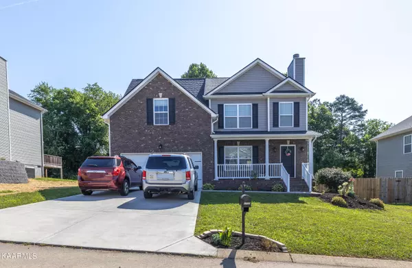 2732 Southwinds CIR, Sevierville, TN 37876