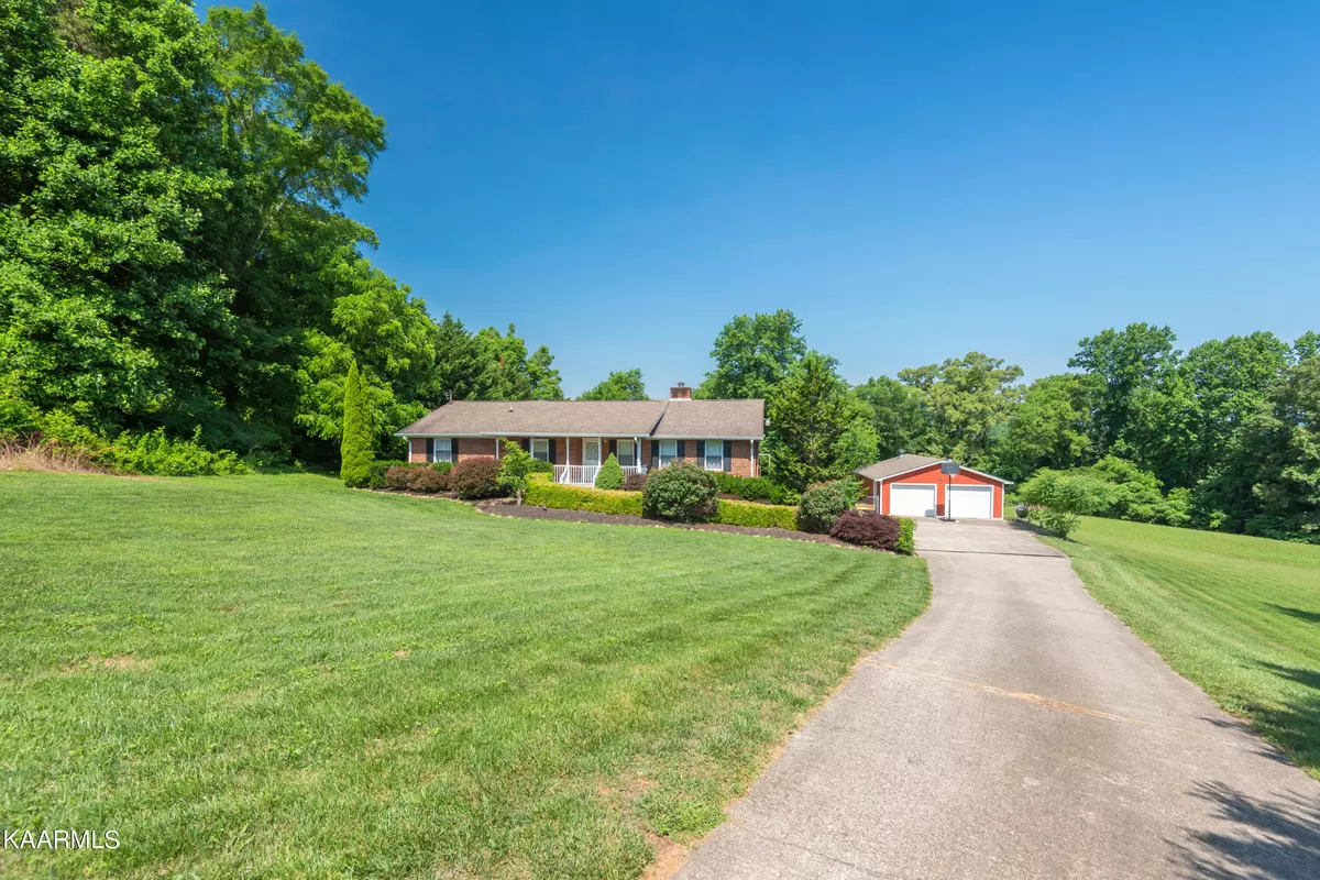 Lenoir City, TN 37771,286 Scenic View LN