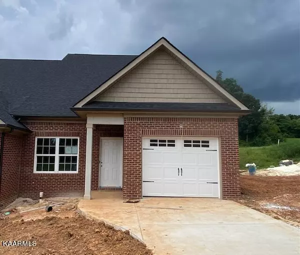 Lenoir City, TN 37772,330 Jacksonian WAY