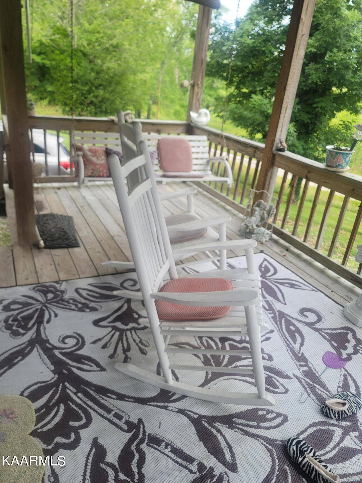 Oliver Springs, TN 37840,440 Oak CIR