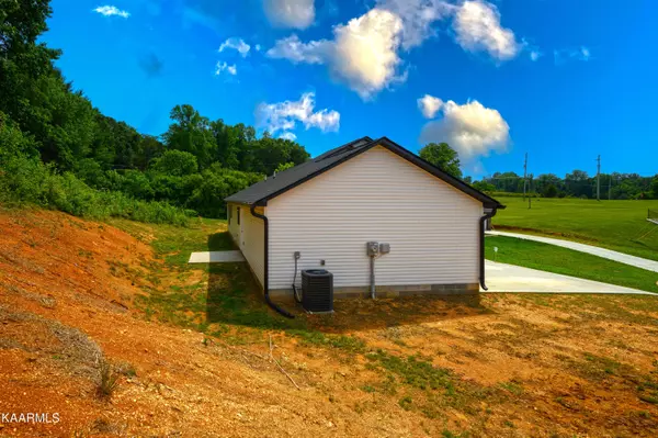 Jacksboro, TN 37757,126 Zoe CIR