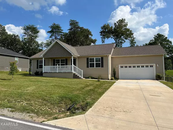 17 Patrick DR, Crossville, TN 38555