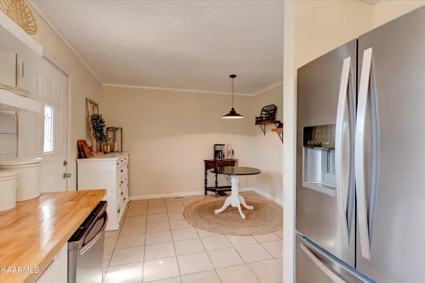 Sevierville, TN 37876,250 Meadowlark Cove Rd