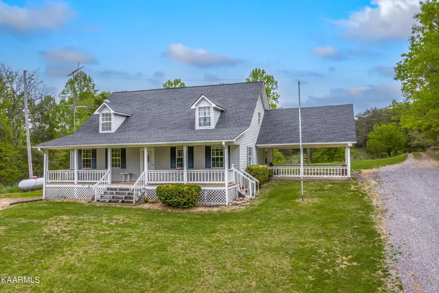 2324 Johnsons Ridge Rd, Sneedville, TN 37869