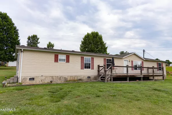 285 County Road 322, Sweetwater, TN 37874