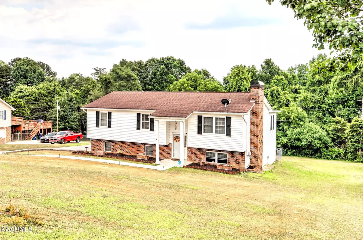 Jacksboro, TN 37757,165 Hickory LN