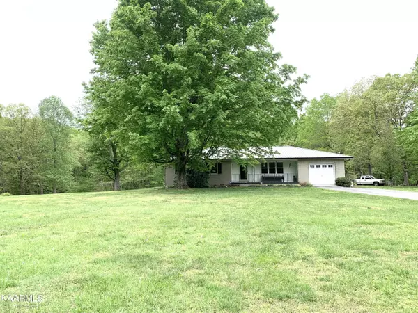 846 Hugh Jones Rd, Sunbright, TN 37872