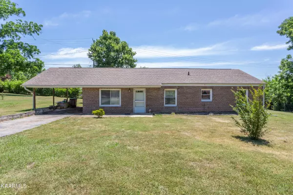 3812 Nathaniel Rd, Knoxville, TN 37918