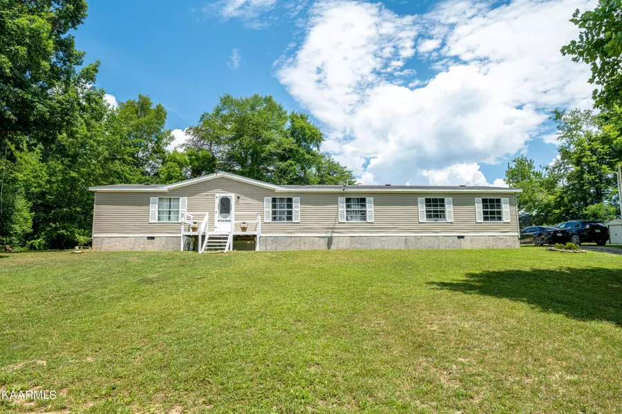 205 Robert Simmons Rd, Graysville, TN 37338