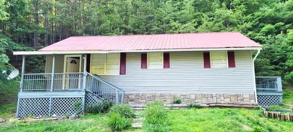 519 Cane Creek Mountain Rd, Tellico Plains, TN 37385