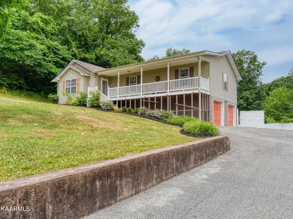 Jacksboro, TN 37757,244 Mill LN