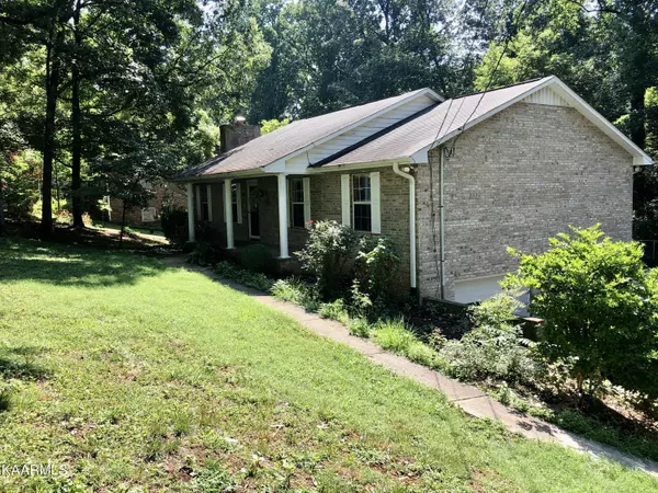 Maryville, TN 37803,1612 Lisa DR