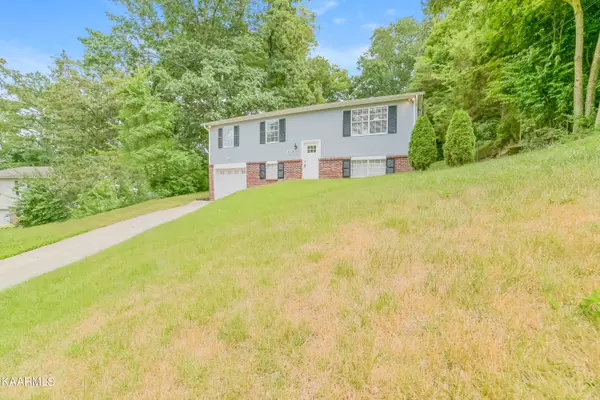 6336 Cadbury DR, Knoxville, TN 37921