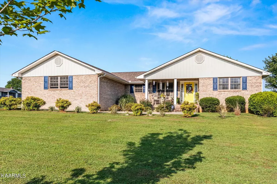 165 County Road 793, Etowah, TN 37331