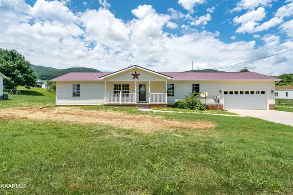 212 George Bowers Rd Rd, Elizabethton, TN 37643