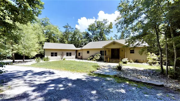 23 Devil Creek PL, Monterey, TN 38574