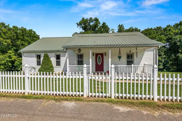 450 Bluff Rd, Rutledge, TN 37861