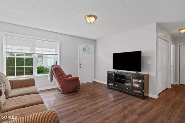 Sevierville, TN 37876,2904 Boyds Creek Hwy #4