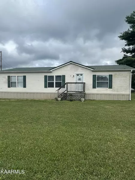 14 Kelsey Lane, Pikeville, TN 37367