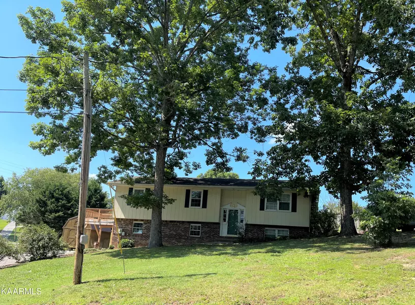 218 County Road 146, Riceville, TN 37370