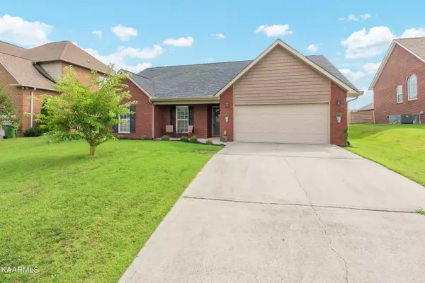 Maryville, TN 37801,1128 Cherbourg DR