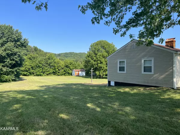 Harriman, TN 37748,515 Blair Rd