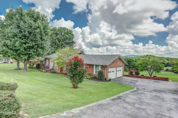 Elizabethton, TN 37643,189 Slemp Lane LN