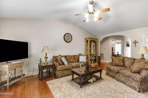 Jonesborough, TN 37659,2574 Old Stagecoach Rd Rd