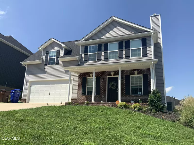 1145 Cloud View DR, Powell, TN 37849