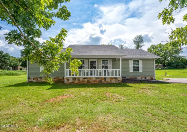 417 First St, Seymour, TN 37865