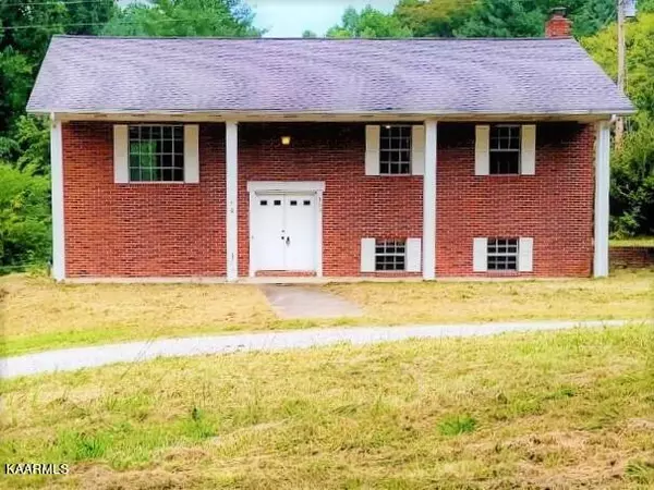 309 Strader Rd, Powell, TN 37849