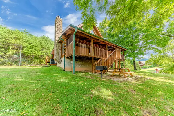 Sevierville, TN 37862,1916 Leatherwood LN