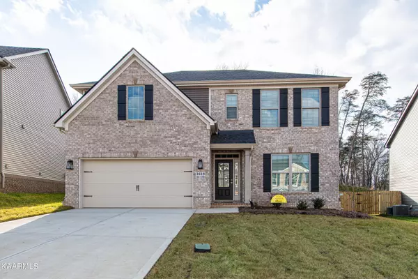 1618 Ridge Climber Rd, Knoxville, TN 37922