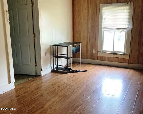 Sweetwater, TN 37874,102 Williams St