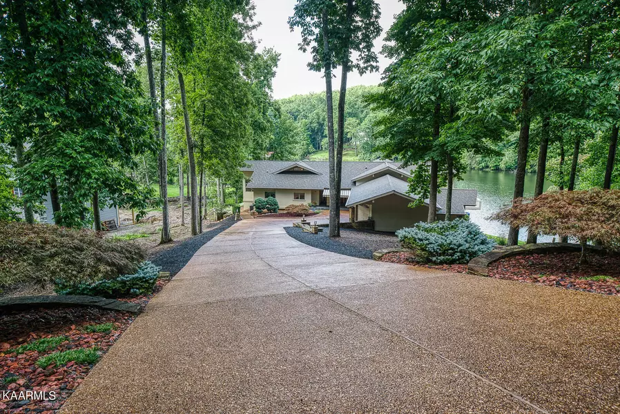 153 Pineridge LOOP, Fairfield Glade, TN 38558