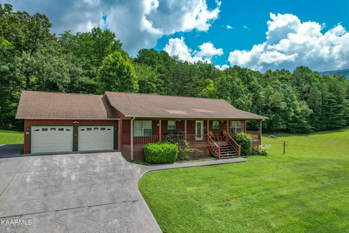 Sevierville, TN 37862,3645 Boxwood LN