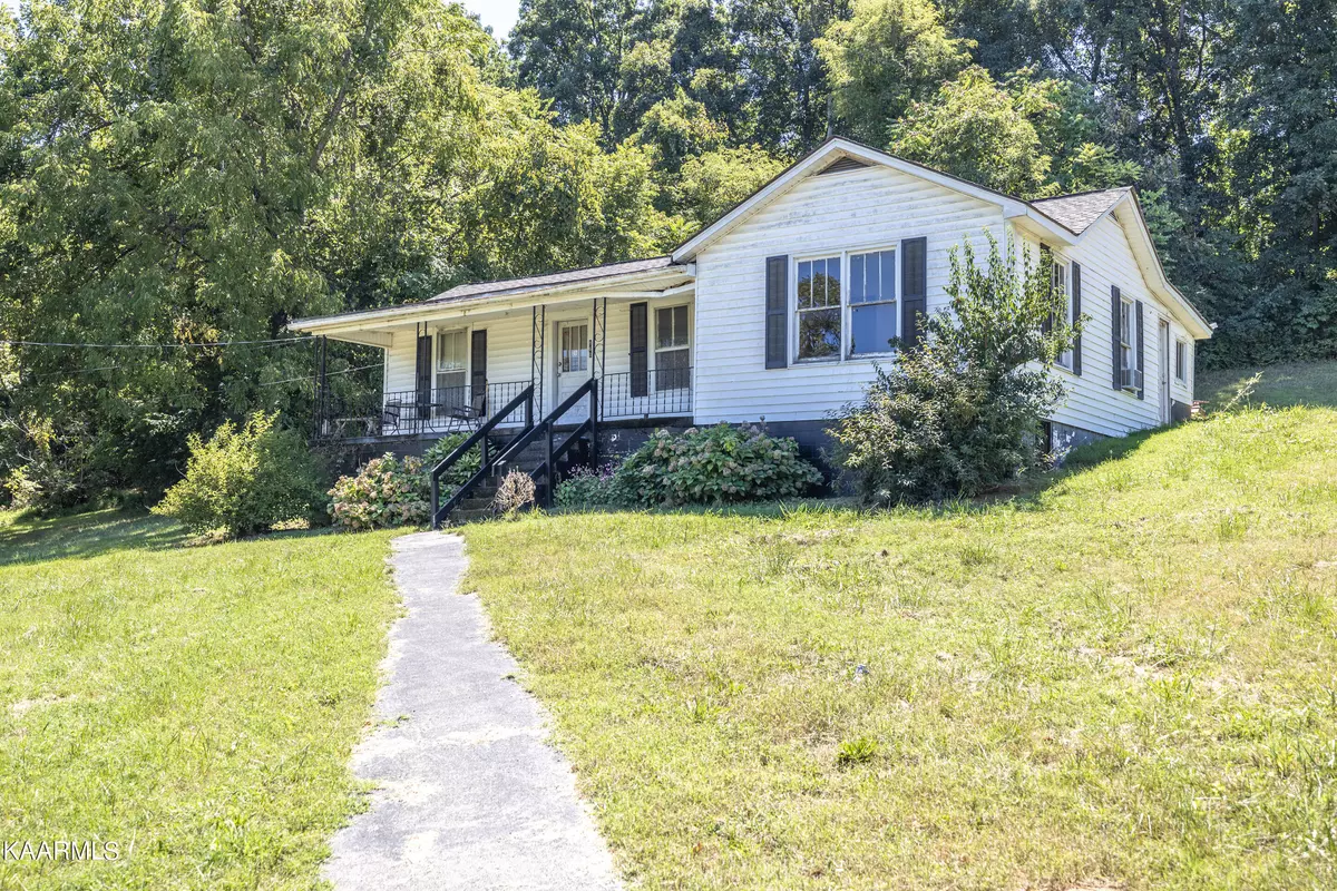 Jefferson City, TN 37760,860 Rebecca LN