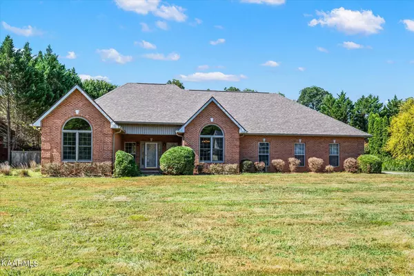 2671 Creekstone CIR, Maryville, TN 37804