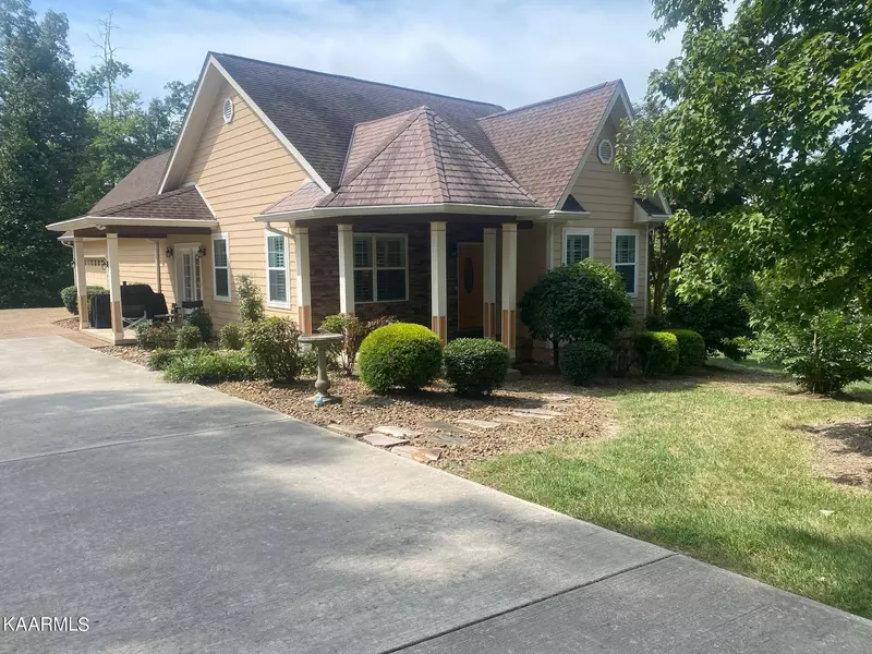 26 Mountain Preserve Tr, Crab Orchard, TN 37723