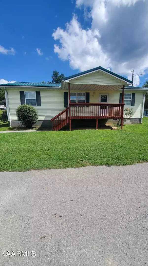 138 Robinson LN, Middlesboro, KY 40965