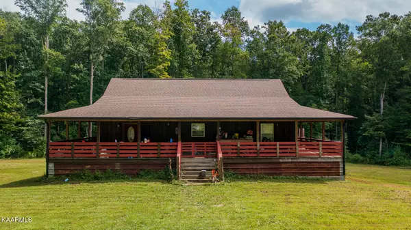 485 Jane Phillips Rd, Oneida, TN 37841