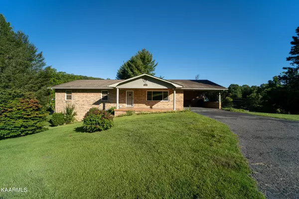 150 Norris Dr. DR, Tazewell, TN 37879