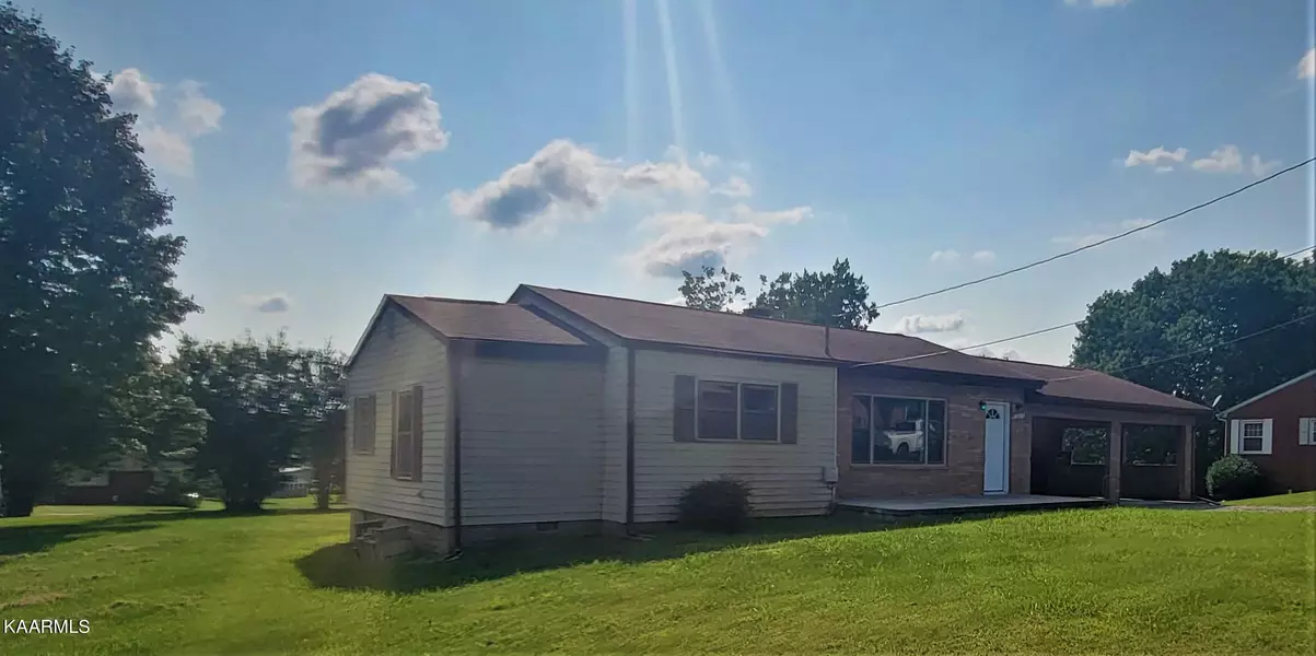 3213 Zimmerman St St, White Pine, TN 37890