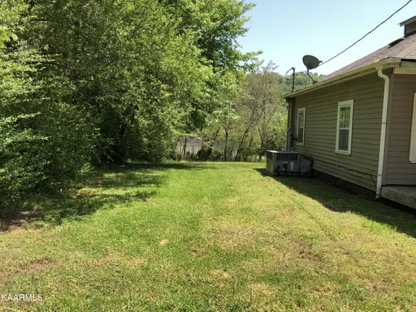 Harriman, TN 37748,424 Clifty St